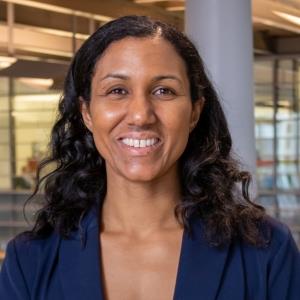 Dionne Foster Headshot