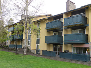 Exterior of  the Kingway Apartments building.