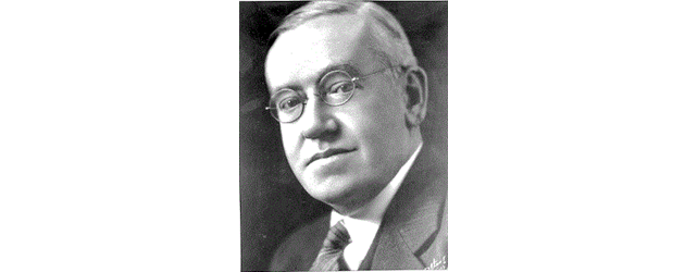 photo portrait of John Dore