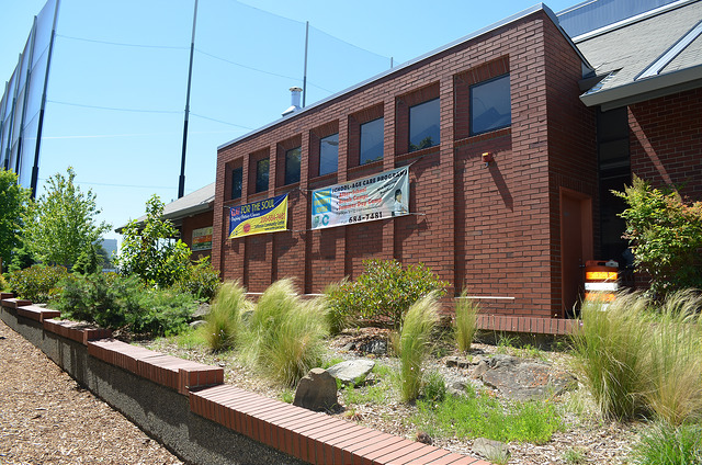 Jefferson Community Center outside