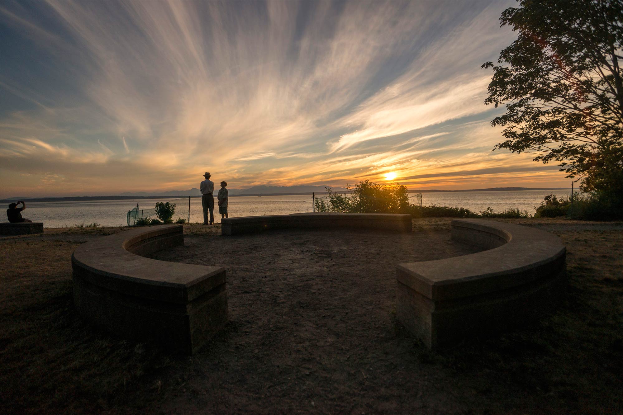 Carkeek Park viewpoint and benches - Photo by TIA International Photography