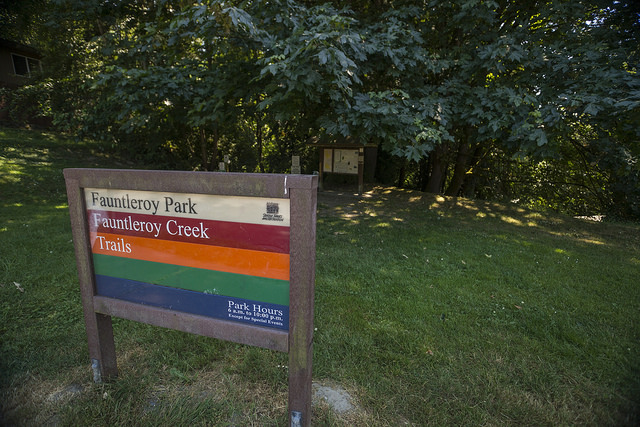Fauntleroy Park sign