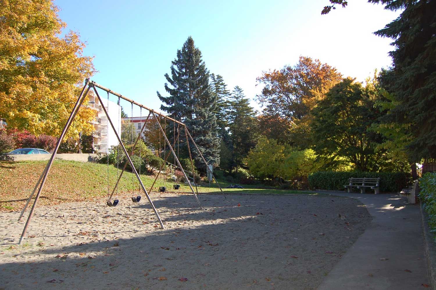 Kinnear Park swing set - photo by Laurel Mercury