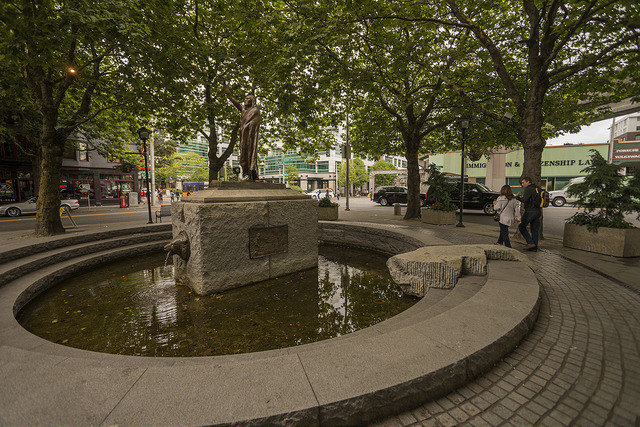 Tilikum Place plaza with trees and plantings