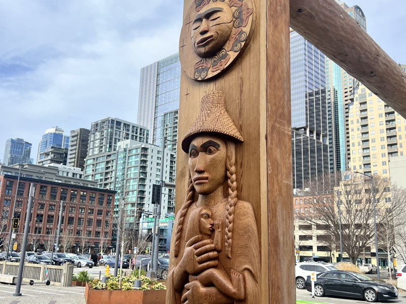 Native carved art at Waterfront Park