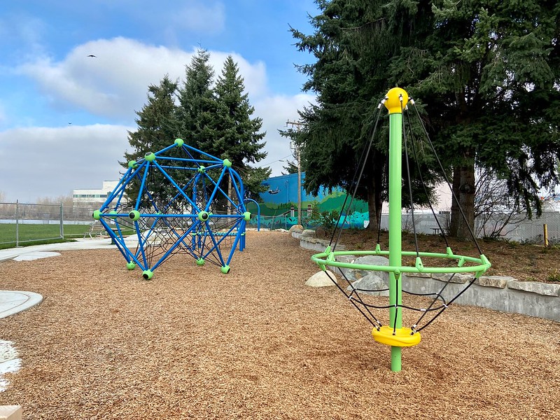 Duwamish Waterway Park benches - photo by Laurel Mercury