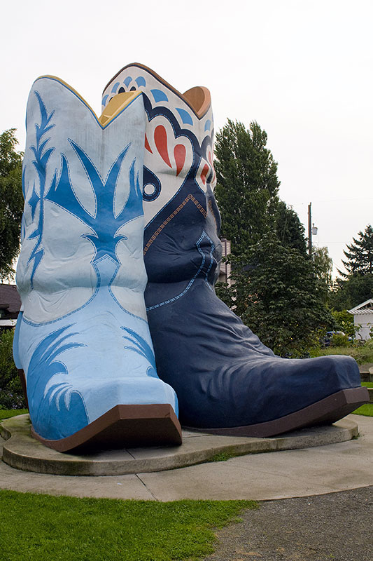 Boots statue from the Oxbow Park