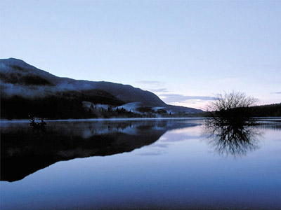 Cedar Falls Area: Rattlesnake Lake Recreation Area, managed by Seattle Public Utilities, provides opportunities for walking, biking and hiking in a spectacular natural setting.